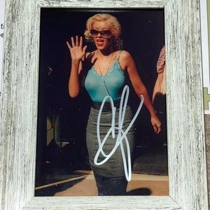 Christina Aguilera signed 4x6 Photo autograph COA